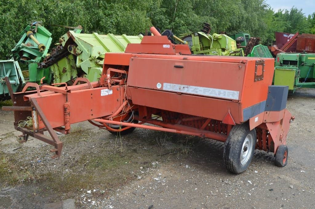 Deutz-fahr HD490 - Lis na hranaté balíky: obrázek 3 Deutz-fahr HD490 - Lis na hranaté balíky: obrázek 3