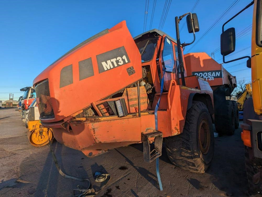 Doosan MT31 - Kloubový sklápěč: obrázek 4 Doosan MT31 - Kloubový sklápěč: obrázek 4