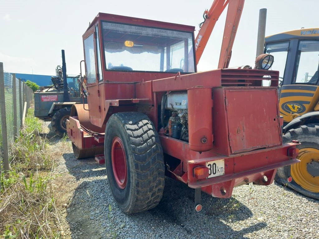 Hamm HW 2304 S - Kompaktor: obrázek 3 Hamm HW 2304 S - Kompaktor: obrázek 3