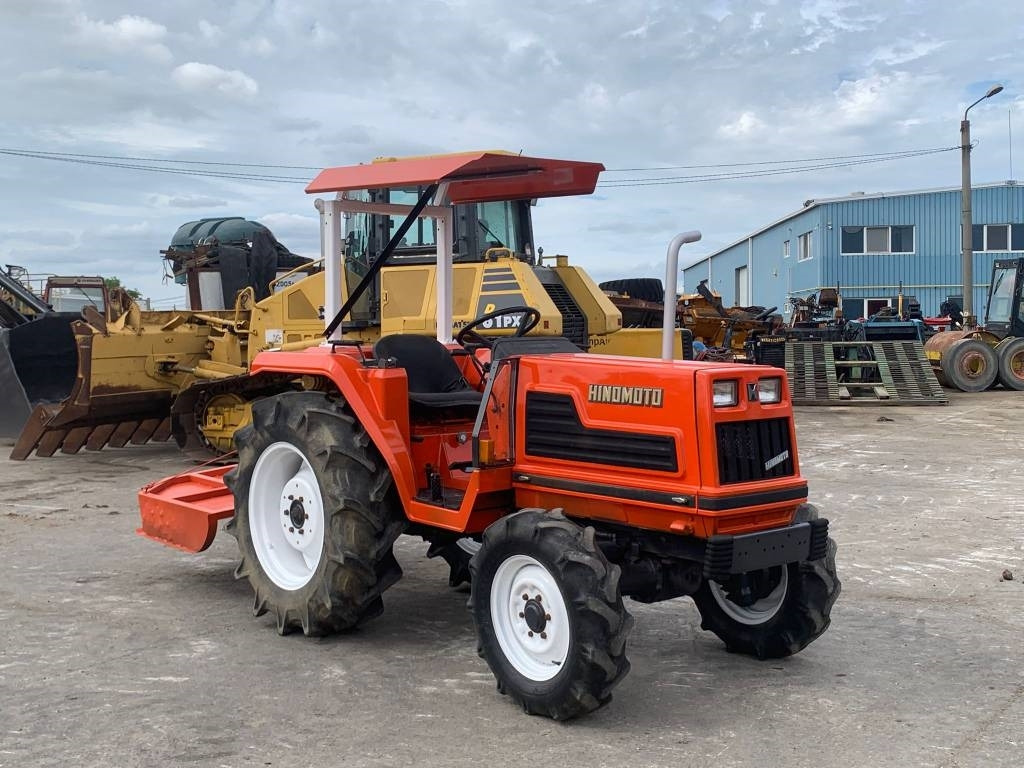 Hinomoto BD150  - Traktor: obrázek 1 Hinomoto BD150  - Traktor: obrázek 1