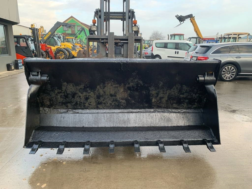 JCB 3CX Multifunctional Bucket - Drapák pro Stavební technika: obrázek 1 JCB 3CX Multifunctional Bucket - Drapák pro Stavební technika: obrázek 1