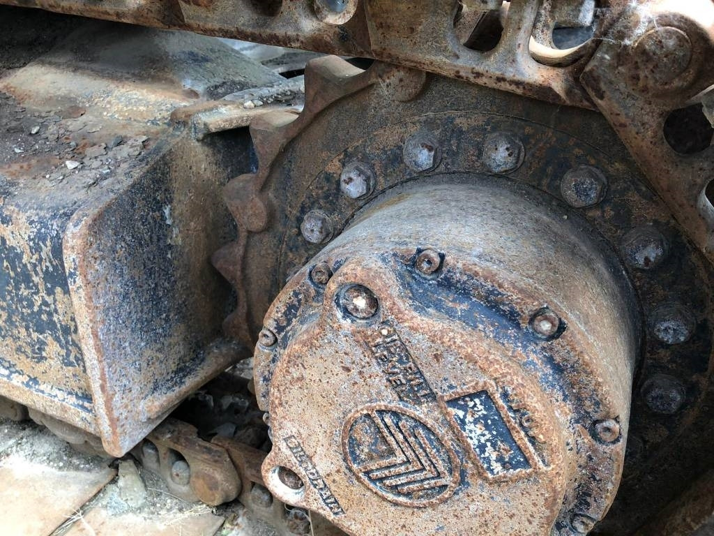 JCB JS 103 FOR PARTS - Pásové rýpadlo: obrázek 4 JCB JS 103 FOR PARTS - Pásové rýpadlo: obrázek 4
