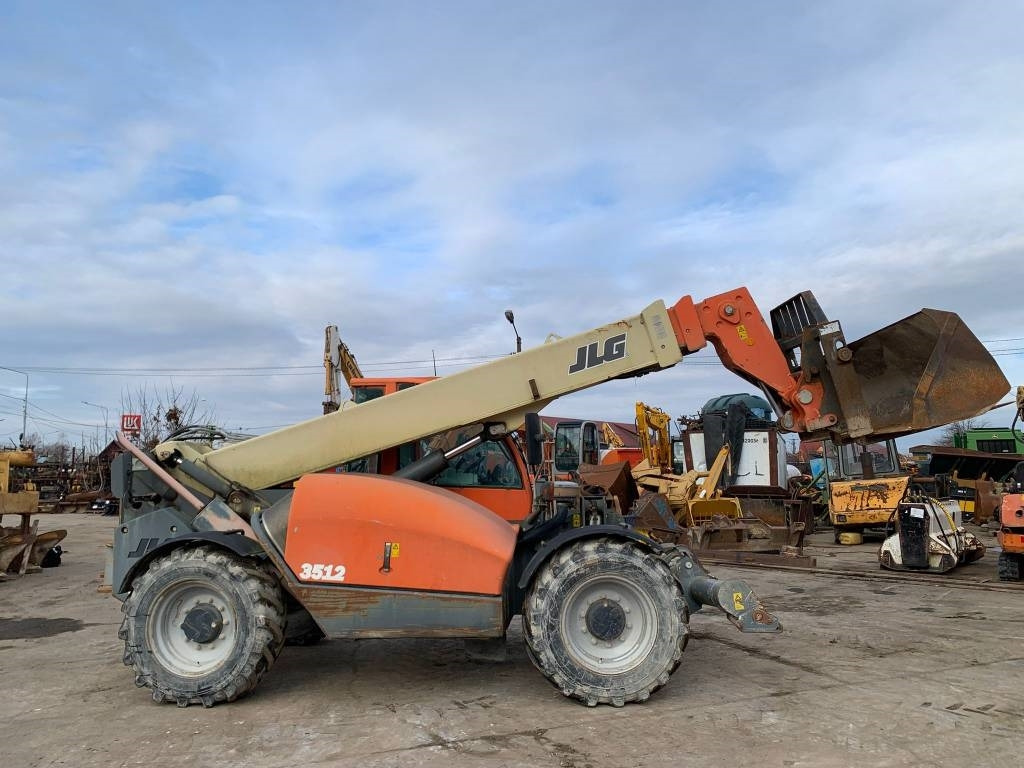JLG 3512 - Teleskopický manipulátor: obrázek 5 JLG 3512 - Teleskopický manipulátor: obrázek 5