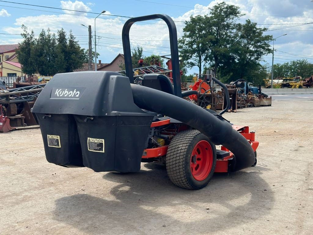 Kubota Z121S - Sekačka na trávu: obrázek 4 Kubota Z121S - Sekačka na trávu: obrázek 4