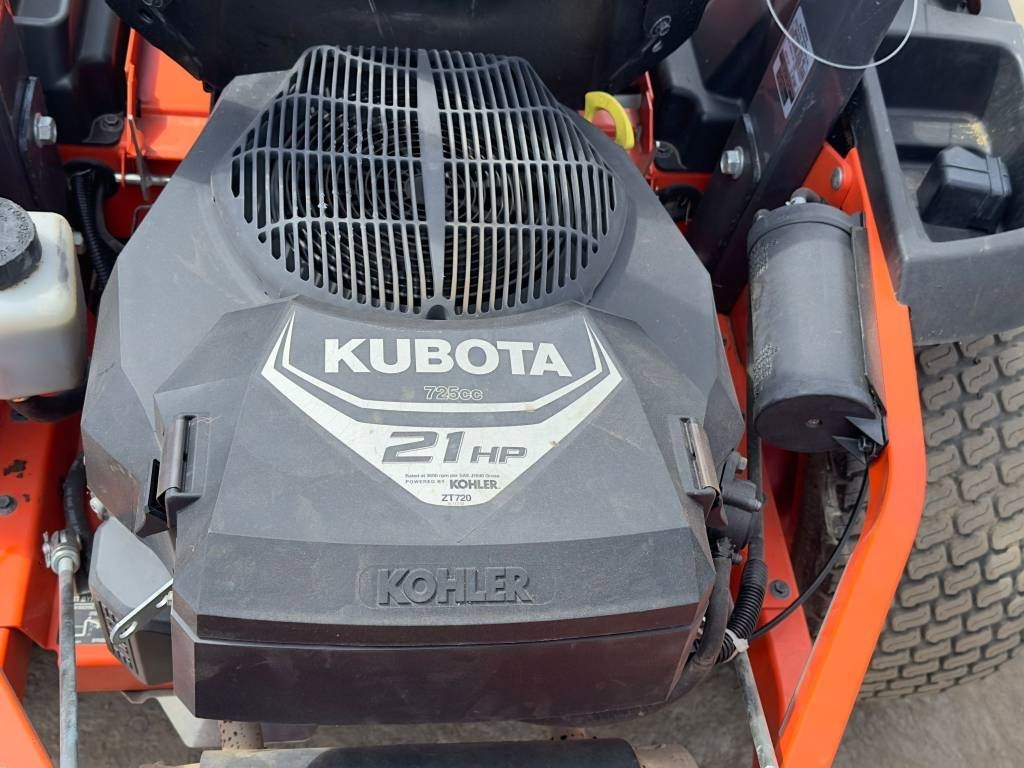 Sekačka na trávu Kubota Z121S: obrázek 8