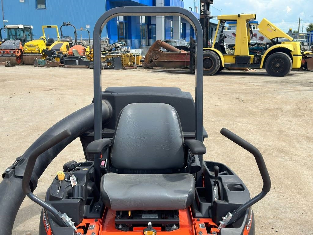 Sekačka na trávu Kubota Z121S: obrázek 7