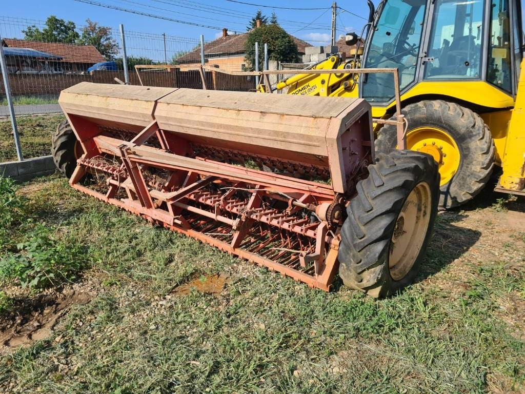 Kuhn 4M - Secí kombinace: obrázek 1 Kuhn 4M - Secí kombinace: obrázek 1