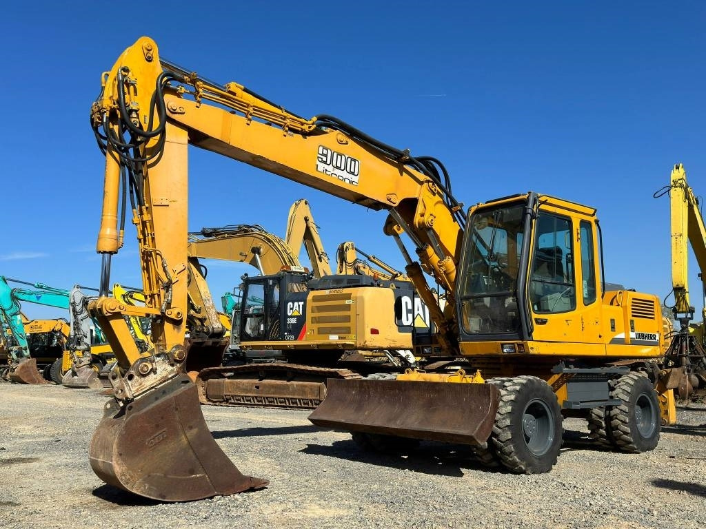 Liebherr A 900 B - Kolesové rýpadlo: obrázek 1 Liebherr A 900 B - Kolesové rýpadlo: obrázek 1