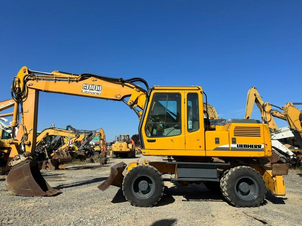 Kolesové rýpadlo Liebherr A 900 B: obrázek 6