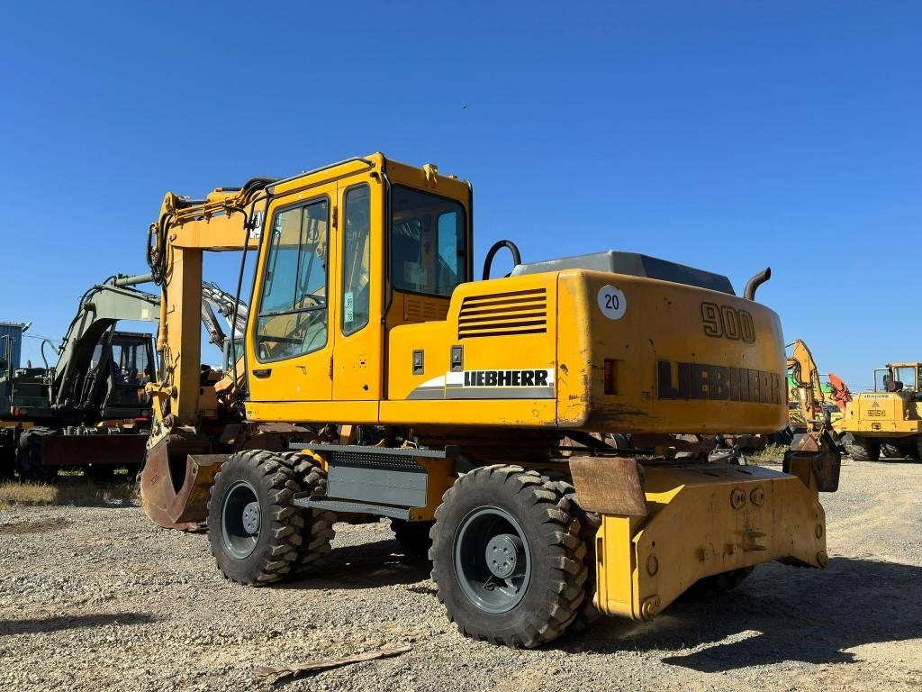 Kolesové rýpadlo Liebherr A 900 B: obrázek 7