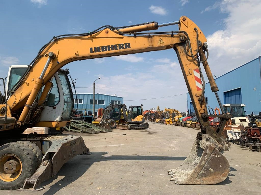 Liebherr A 900 C - Kolesové rýpadlo: obrázek 5 Liebherr A 900 C - Kolesové rýpadlo: obrázek 5