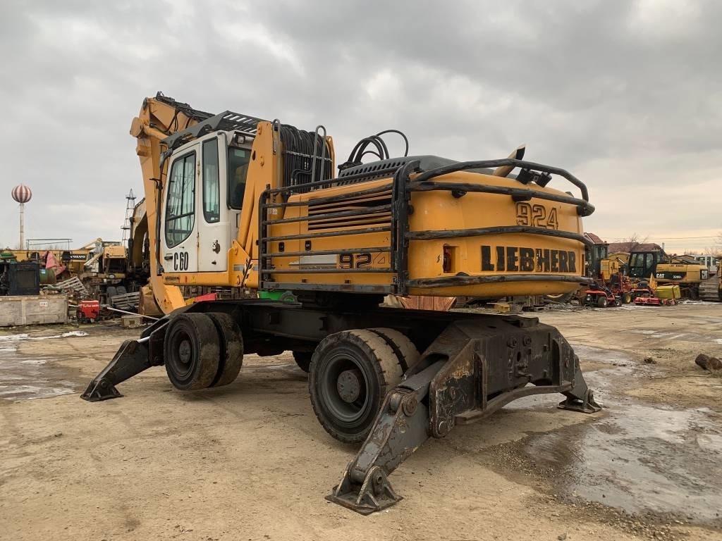 Liebherr A 924 C Litronic - Překládkové rypadlo: obrázek 3 Liebherr A 924 C Litronic - Překládkové rypadlo: obrázek 3
