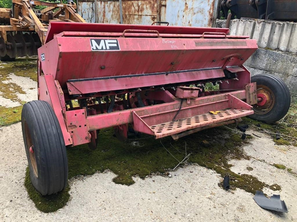 Massey Ferguson 30 - Secí kombinace: obrázek 3 Massey Ferguson 30 - Secí kombinace: obrázek 3