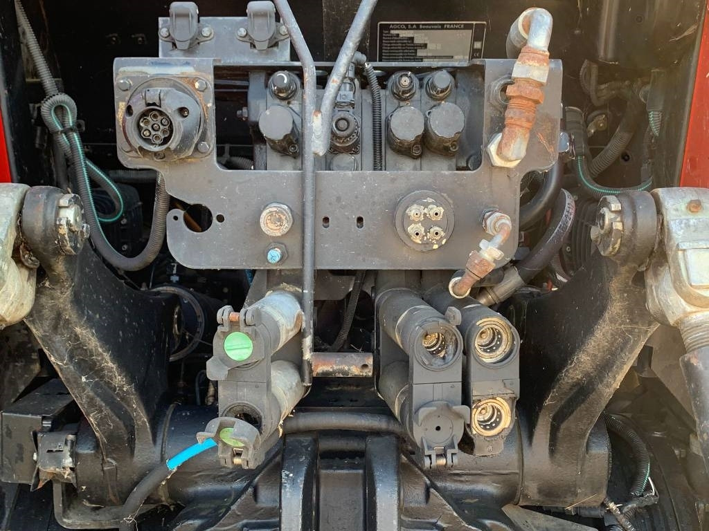 Traktor Massey Ferguson MF7485: obrázek 8
