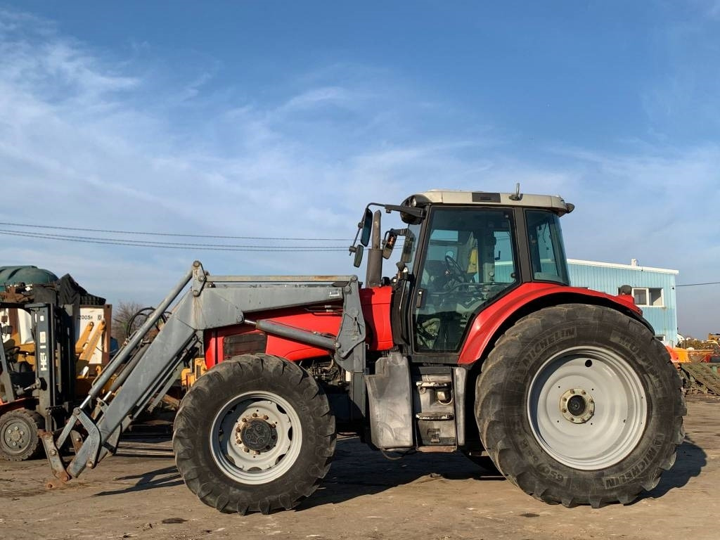 Massey Ferguson MF7485 - Traktor: obrázek 2 Massey Ferguson MF7485 - Traktor: obrázek 2