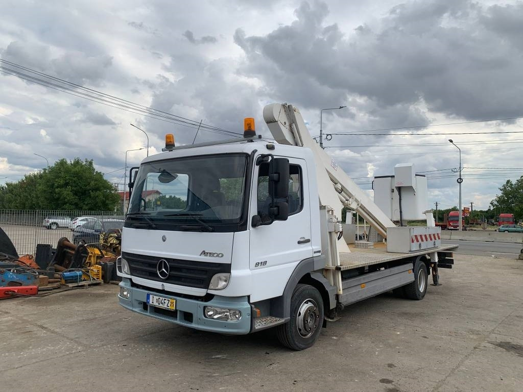 Mercedes-Benz Atego 818 - Autoplošina: obrázek 1 Mercedes-Benz Atego 818 - Autoplošina: obrázek 1
