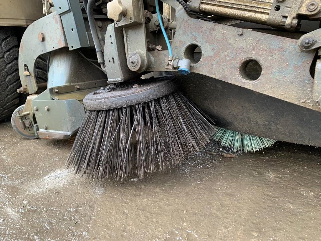 Zametací vůz Mercedes-Benz Axor 1829: obrázek 9