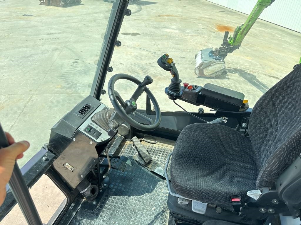 Merlo MM 150 VR - Lesní traktor: obrázek 5 Merlo MM 150 VR - Lesní traktor: obrázek 5