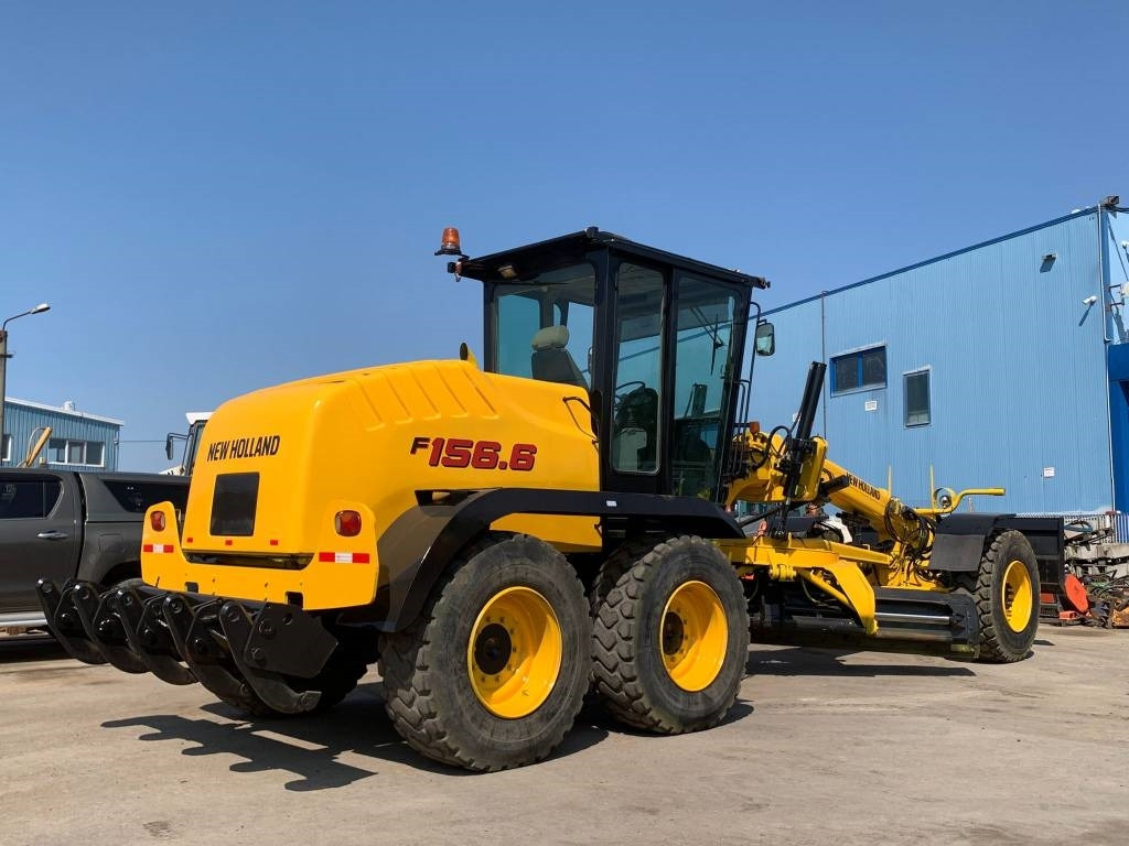New Holland F 156.6 A - Grejdr: obrázek 3 New Holland F 156.6 A - Grejdr: obrázek 3