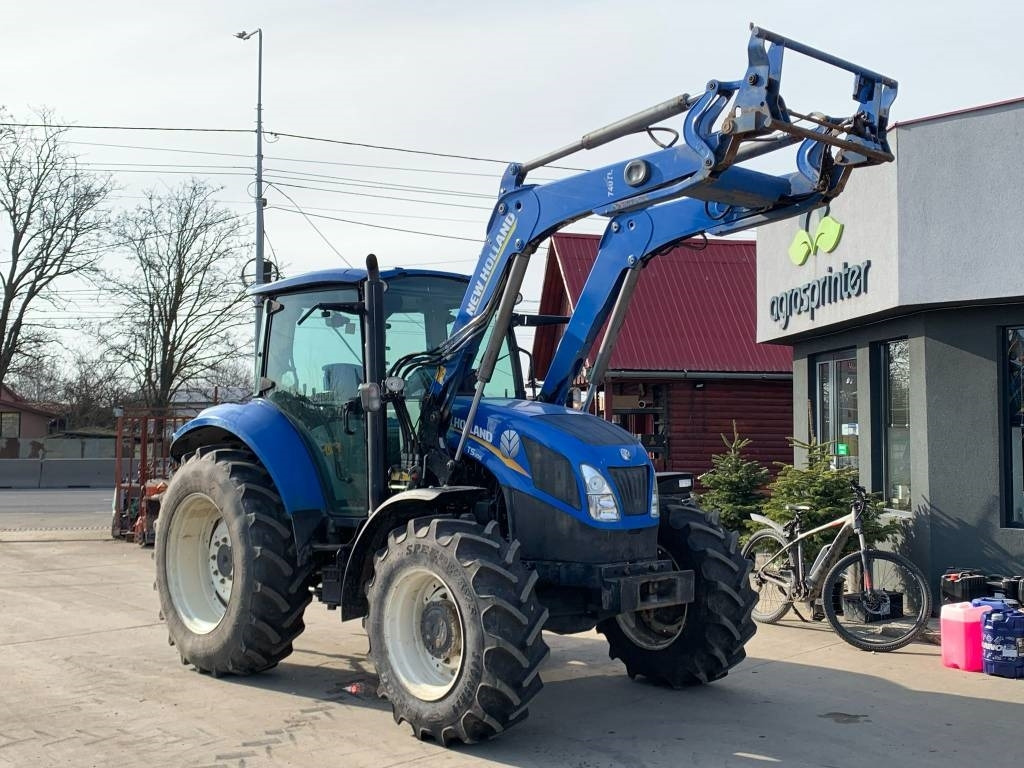 New Holland T 5.105 - Traktor: obrázek 1 New Holland T 5.105 - Traktor: obrázek 1