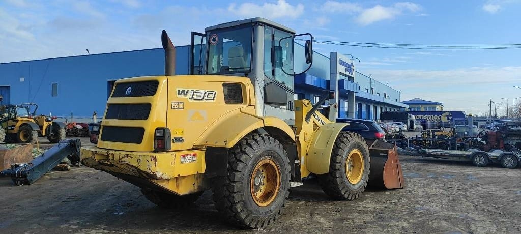 New Holland W 130 - Kolový nakladač: obrázek 5 New Holland W 130 - Kolový nakladač: obrázek 5