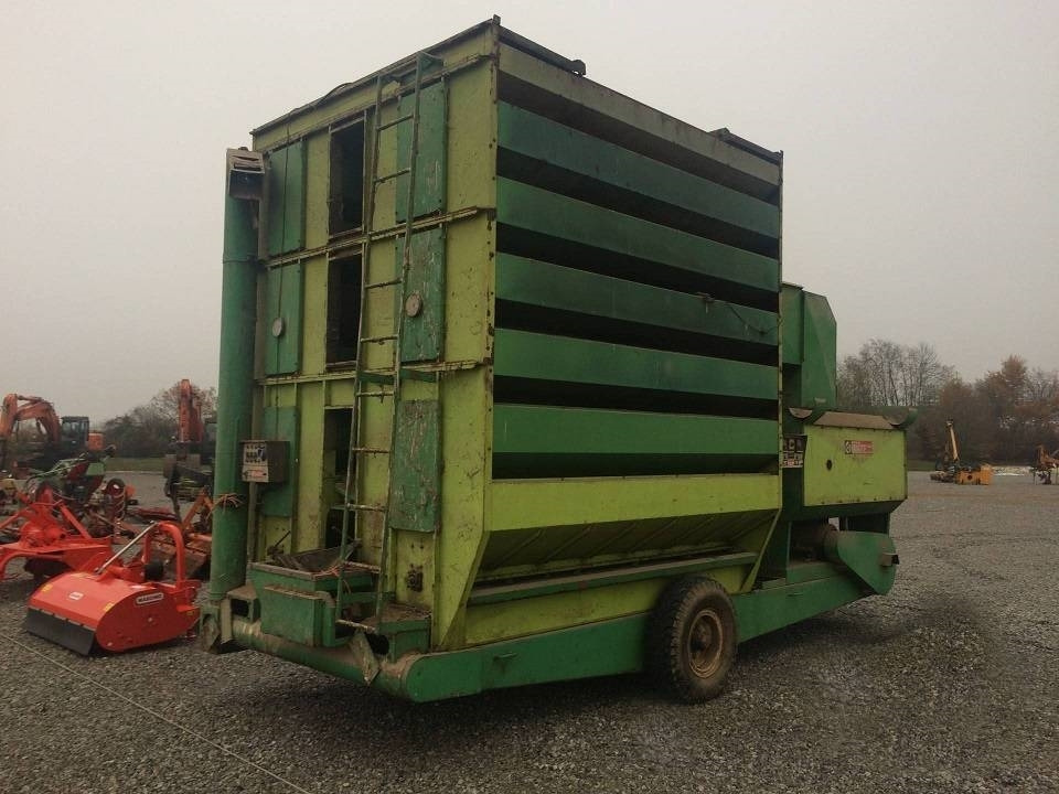 Strahl 700 - Stroj po sklizni: obrázek 3 Strahl 700 - Stroj po sklizni: obrázek 3