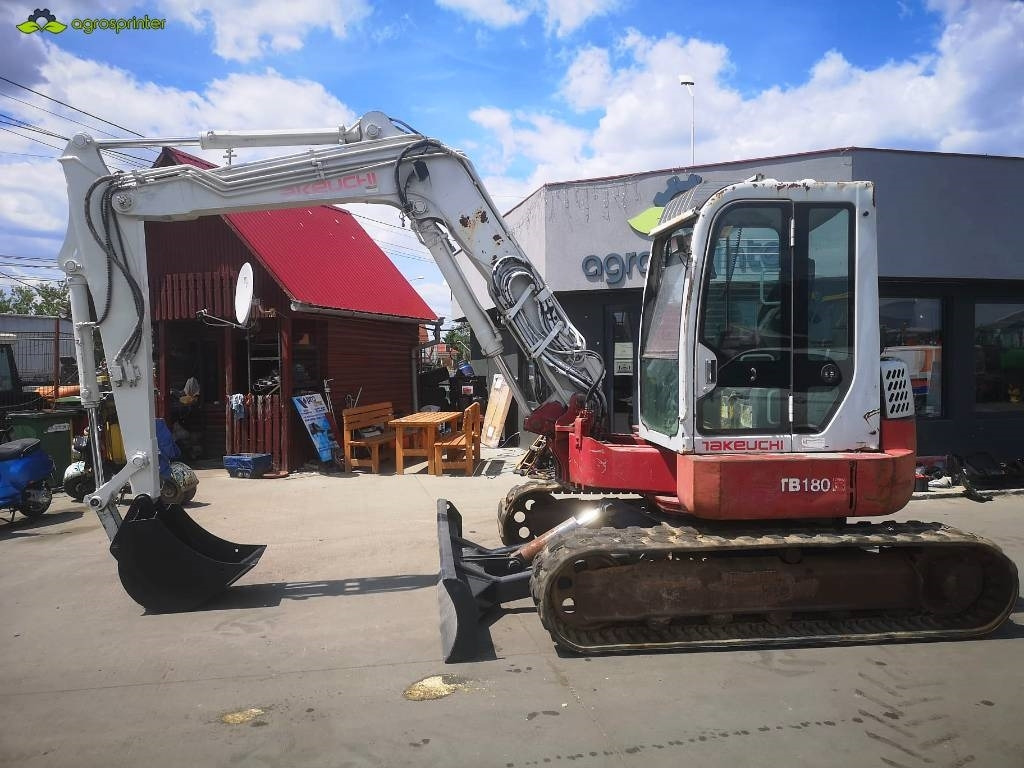Takeuchi TB180FR - Mini rýpadlo: obrázek 2 Takeuchi TB180FR - Mini rýpadlo: obrázek 2