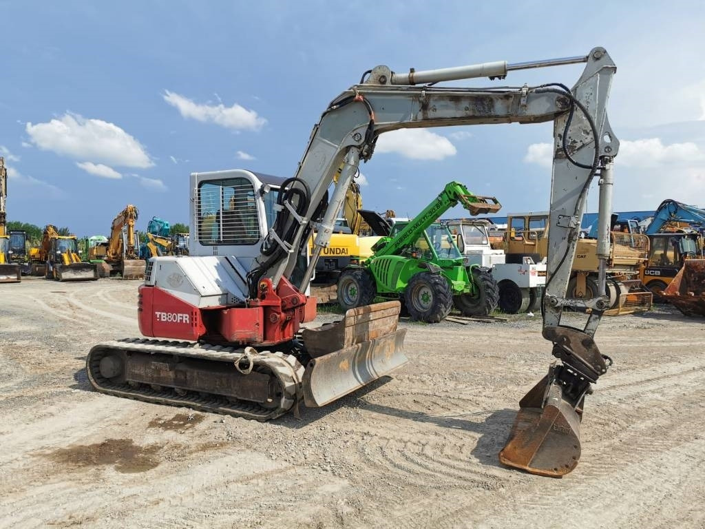 Takeuchi TB80FR - Mini rýpadlo: obrázek 2 Takeuchi TB80FR - Mini rýpadlo: obrázek 2