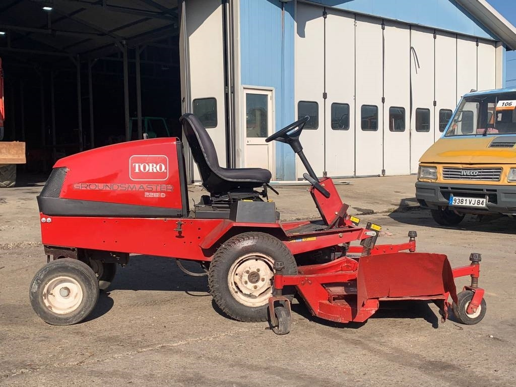 Toro Groundmaster 228D - Sekačka na trávu: obrázek 5 Toro Groundmaster 228D - Sekačka na trávu: obrázek 5