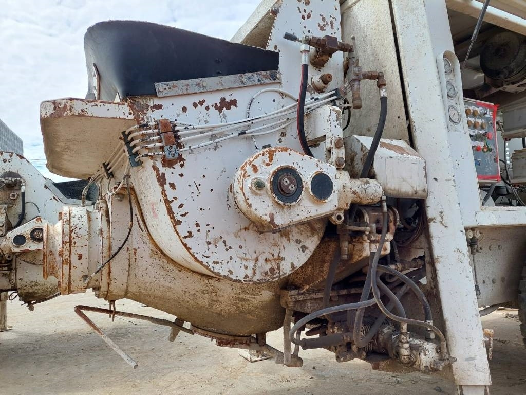 Utranazz SCM80C - Stacionární čerpadlo betonu: obrázek 4 Utranazz SCM80C - Stacionární čerpadlo betonu: obrázek 4