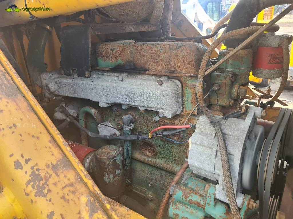 Volvo 642 - Kolový nakladač: obrázek 4 Volvo 642 - Kolový nakladač: obrázek 4