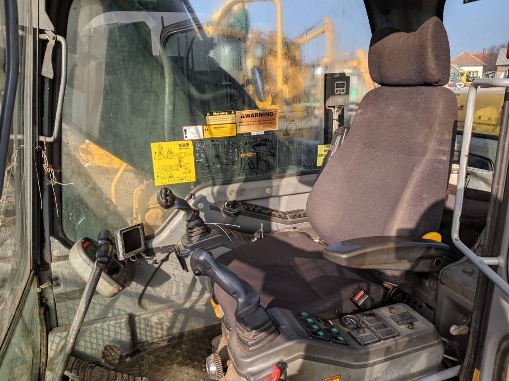 Volvo EC 160 B LC - Pásové rýpadlo: obrázek 4 Volvo EC 160 B LC - Pásové rýpadlo: obrázek 4