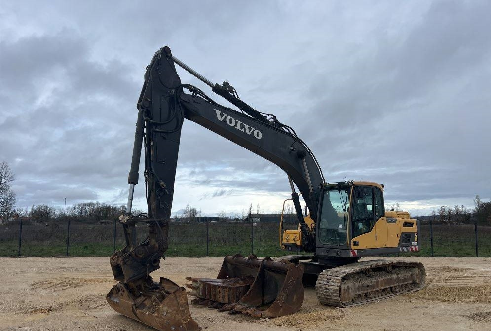 Volvo EC 220 DL - Pásové rýpadlo: obrázek 1 Volvo EC 220 DL - Pásové rýpadlo: obrázek 1