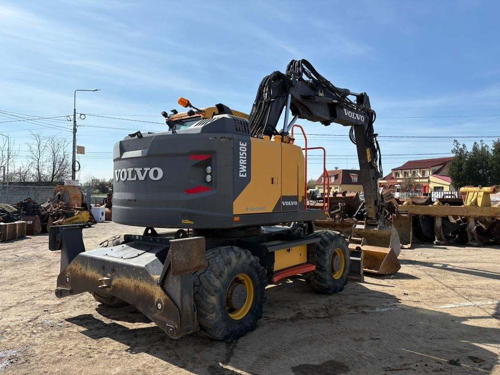 Volvo EW 150E - Kolesové rýpadlo: obrázek 4 Volvo EW 150E - Kolesové rýpadlo: obrázek 4