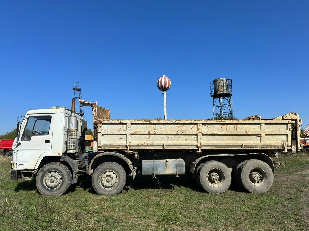 Volvo FL 10 - Sklápěč: obrázek 2 Volvo FL 10 - Sklápěč: obrázek 2