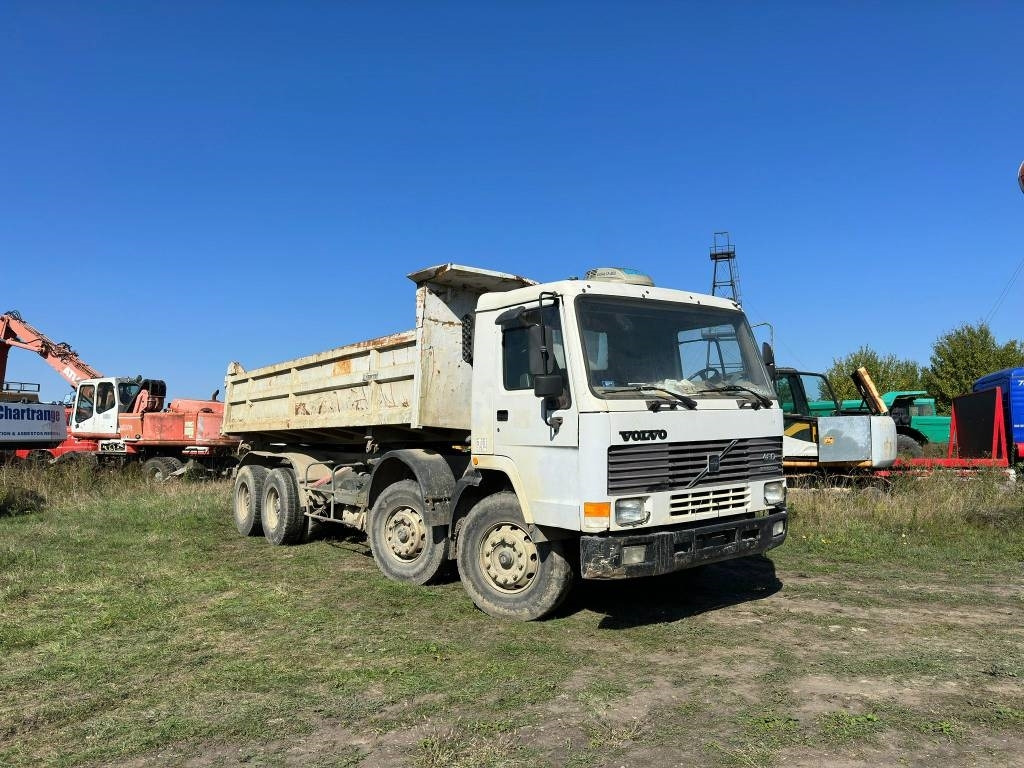 Volvo FL 10 - Sklápěč: obrázek 4 Volvo FL 10 - Sklápěč: obrázek 4