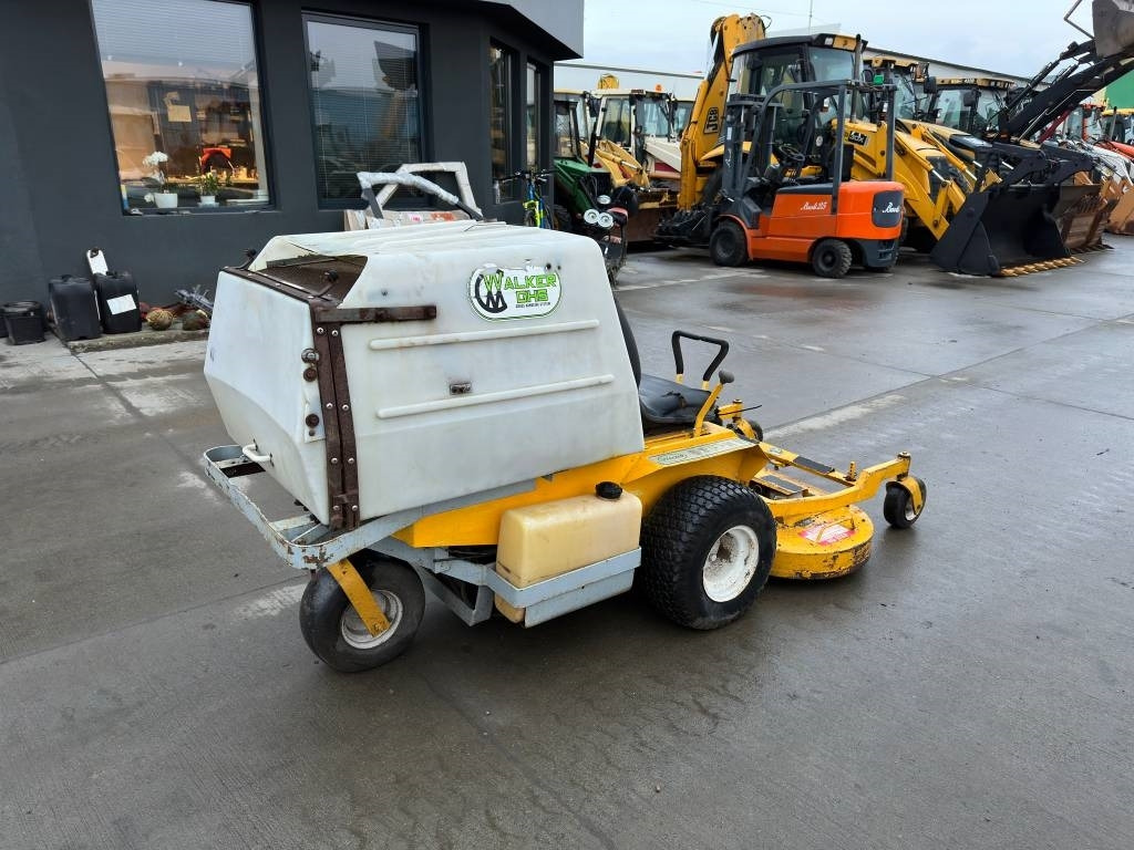 Walker MFG - Sekačka na trávu: obrázek 2 Walker MFG - Sekačka na trávu: obrázek 2