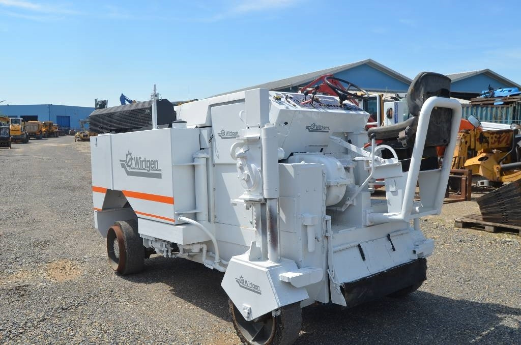 Wirtgen W1000L - Silniční fréza: obrázek 3 Wirtgen W1000L - Silniční fréza: obrázek 3