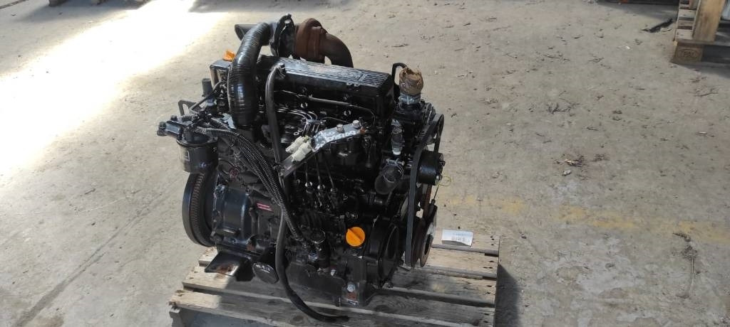 Yanmar 4TNE100 - Motor pro Zemědělská technika: obrázek 1 Yanmar 4TNE100 - Motor pro Zemědělská technika: obrázek 1