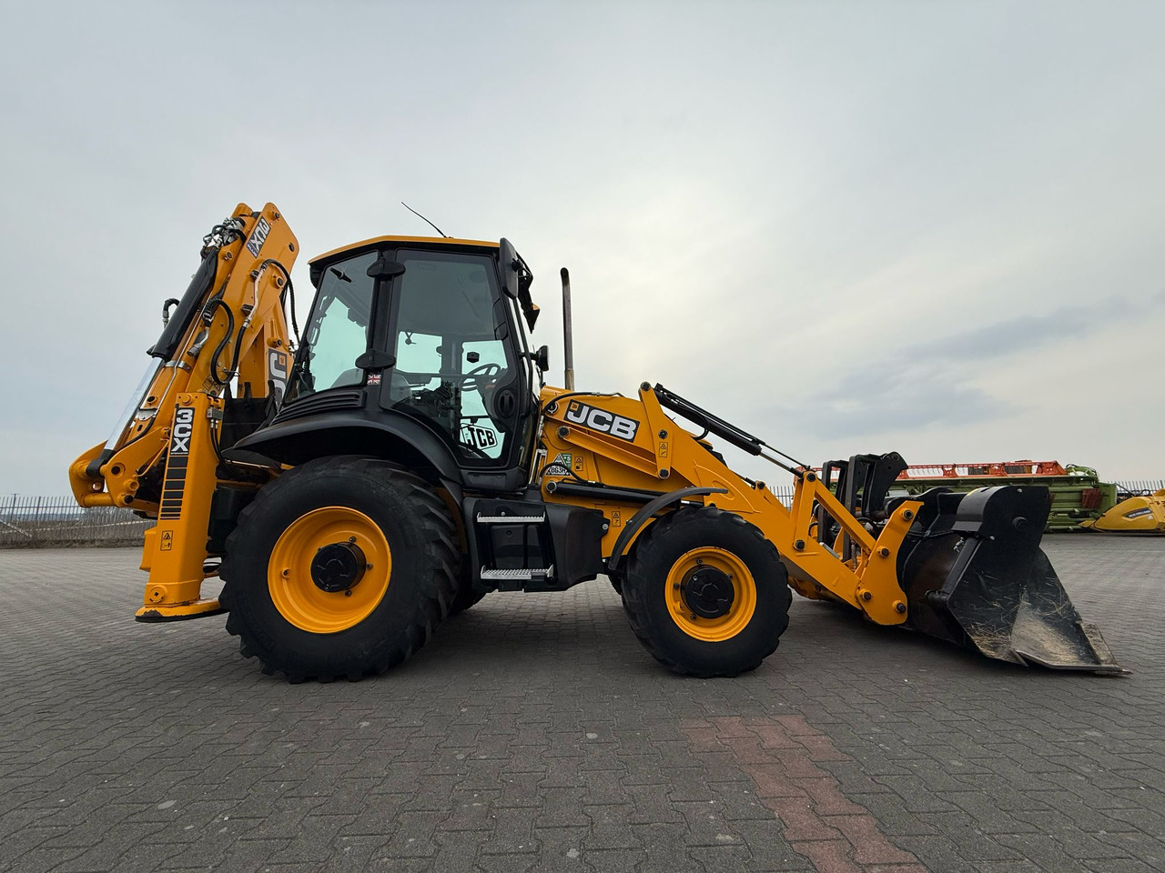 JCB 3CX - Rýpadlo-nakladač: obrázek 1 JCB 3CX - Rýpadlo-nakladač: obrázek 1