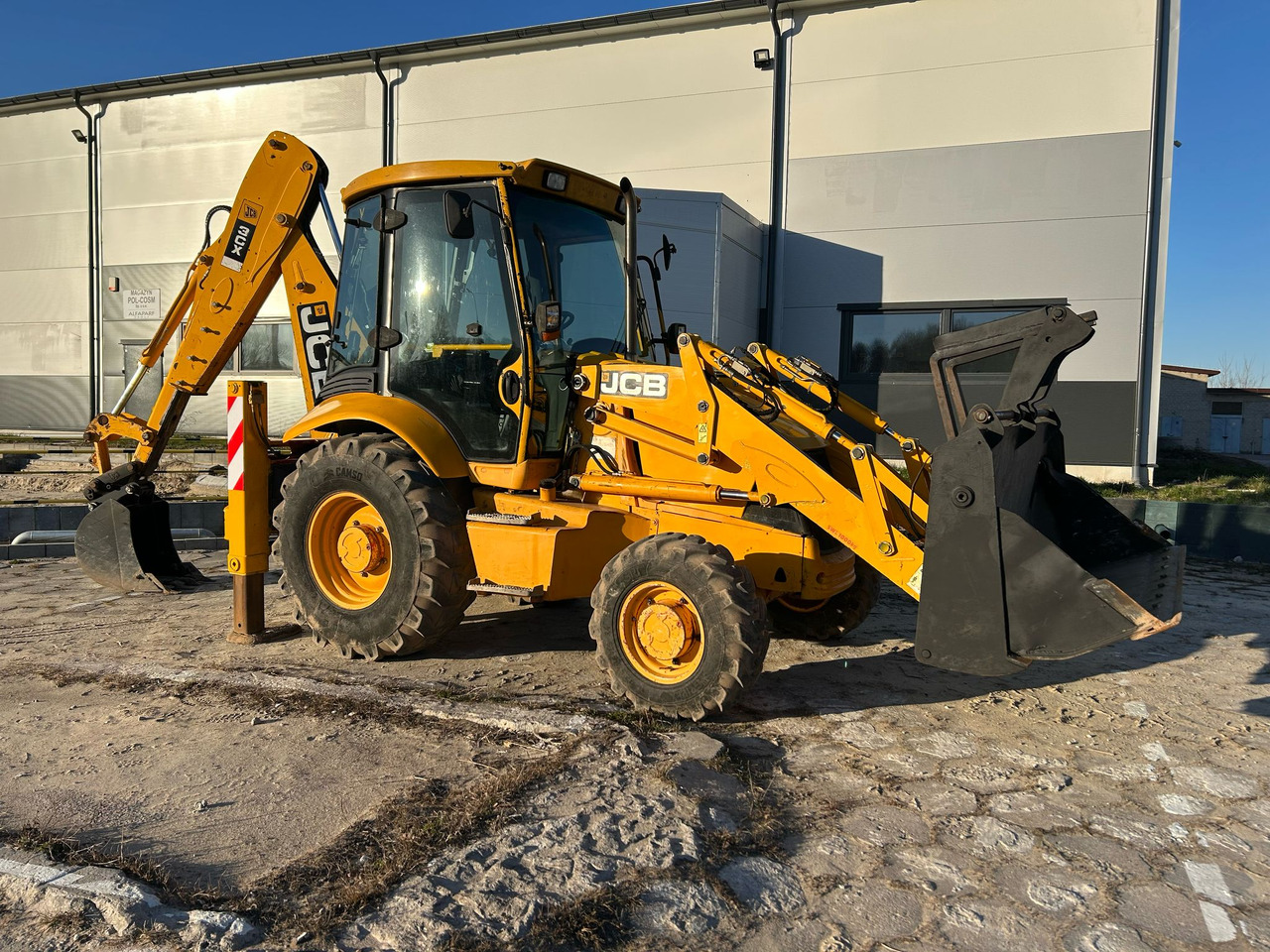 JCB 3CX - Rýpadlo-nakladač: obrázek 1 JCB 3CX - Rýpadlo-nakladač: obrázek 1