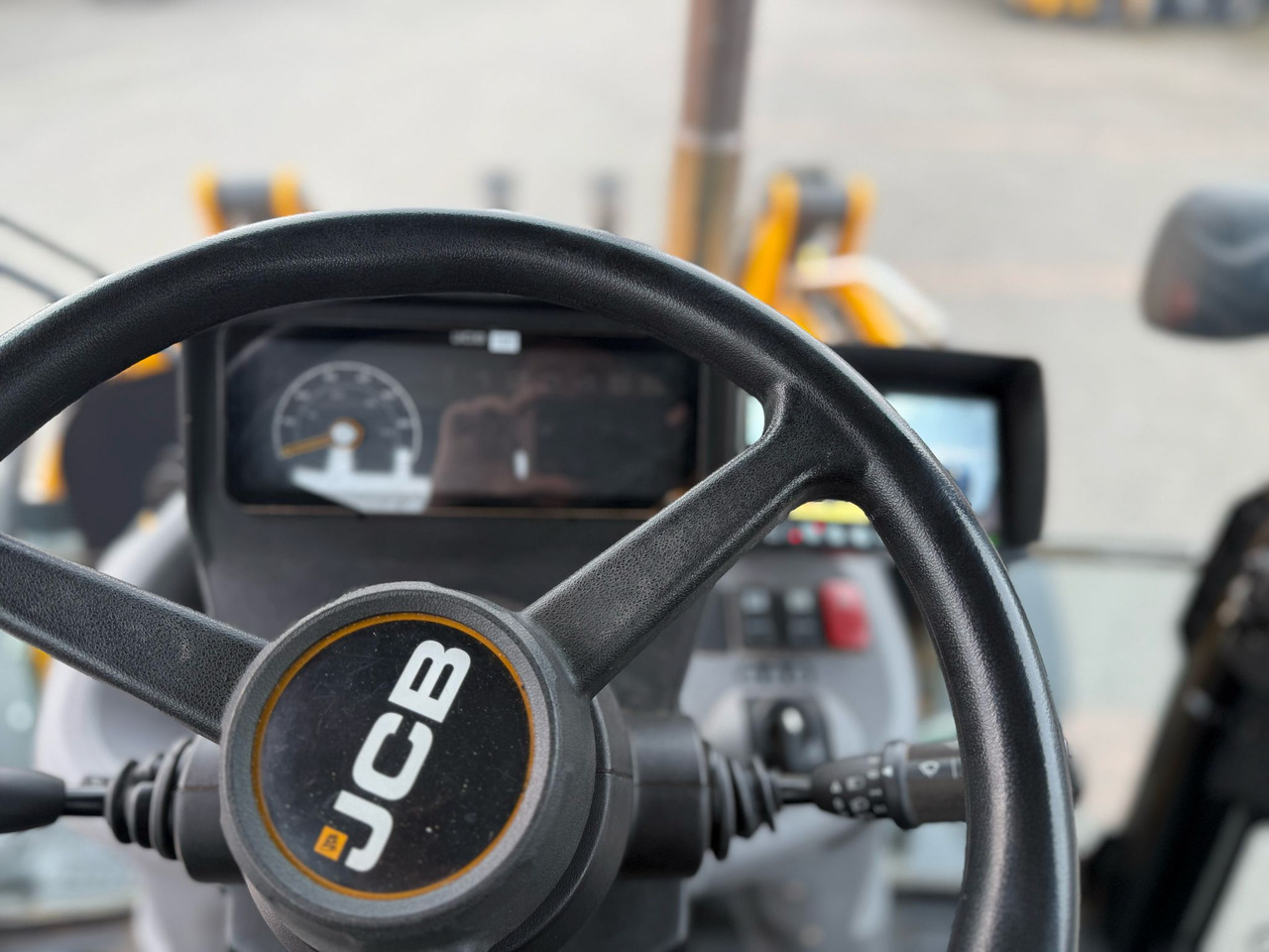 JCB 3CX - Rýpadlo-nakladač: obrázek 3 JCB 3CX - Rýpadlo-nakladač: obrázek 3