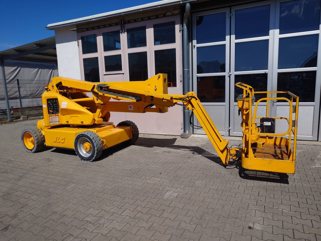 JLG M450AJ - Kloubová plošina: obrázek 1 JLG M450AJ - Kloubová plošina: obrázek 1