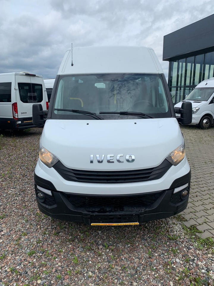 Iveco Daily- 21 Miejsc - Turistický autobus: obrázek 4 Iveco Daily- 21 Miejsc - Turistický autobus: obrázek 4