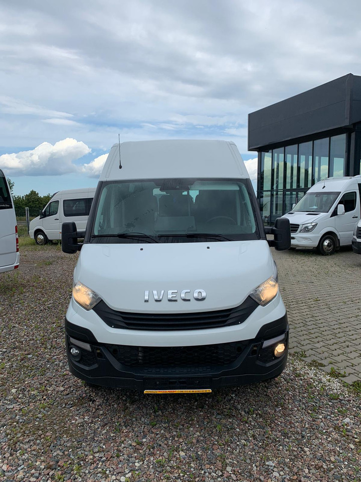 Iveco Daily- 21 Miejsc - Turistický autobus: obrázek 3 Iveco Daily- 21 Miejsc - Turistický autobus: obrázek 3
