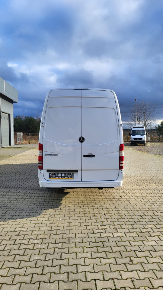 Mercedes-Benz Sprinter 518 CDI - 24 miejsca + 3 stojące - Autobus příměstský: obrázek 4 Mercedes-Benz Sprinter 518 CDI - 24 miejsca + 3 stojące - Autobus příměstský: obrázek 4