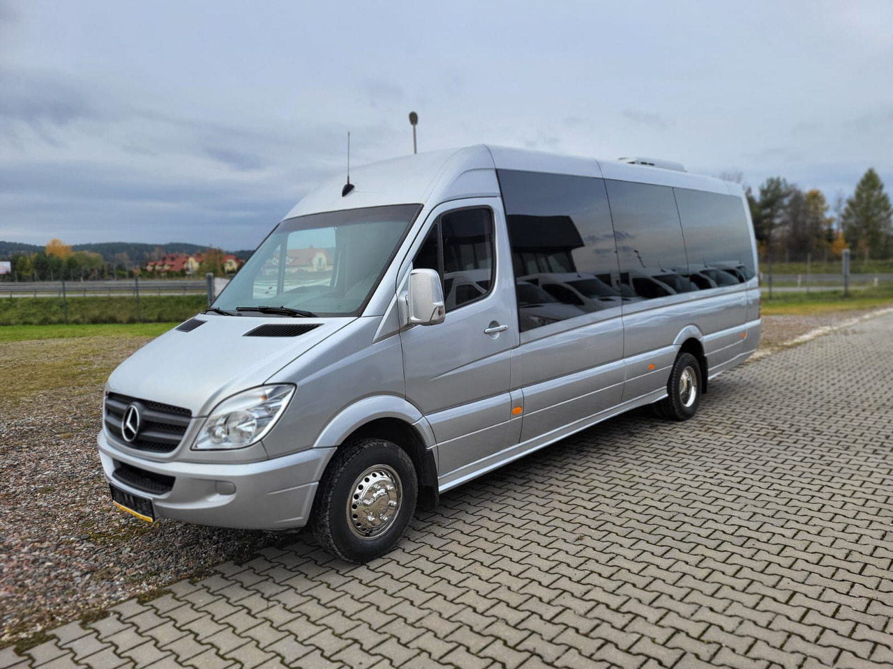 Mercedes-Benz Sprinter 519 CDI 24 places + 4 standing - Autobus příměstský: obrázek 1 Mercedes-Benz Sprinter 519 CDI 24 places + 4 standing - Autobus příměstský: obrázek 1