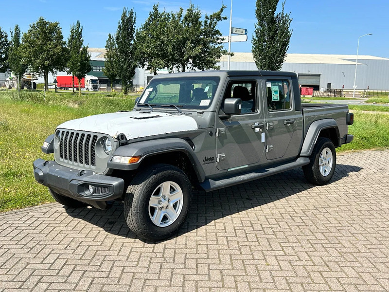 Jeep Gladiator PICK-UP 4x4 3.6L 24V VVT - 10 UNITS -T1 CUSTOM GOODS - Pick-up, Dodávka s dvojitou kabinou: obrázek 1 Jeep Gladiator PICK-UP 4x4 3.6L 24V VVT - 10 UNITS -T1 CUSTOM GOODS - Pick-up, Dodávka s dvojitou kabinou: obrázek 1