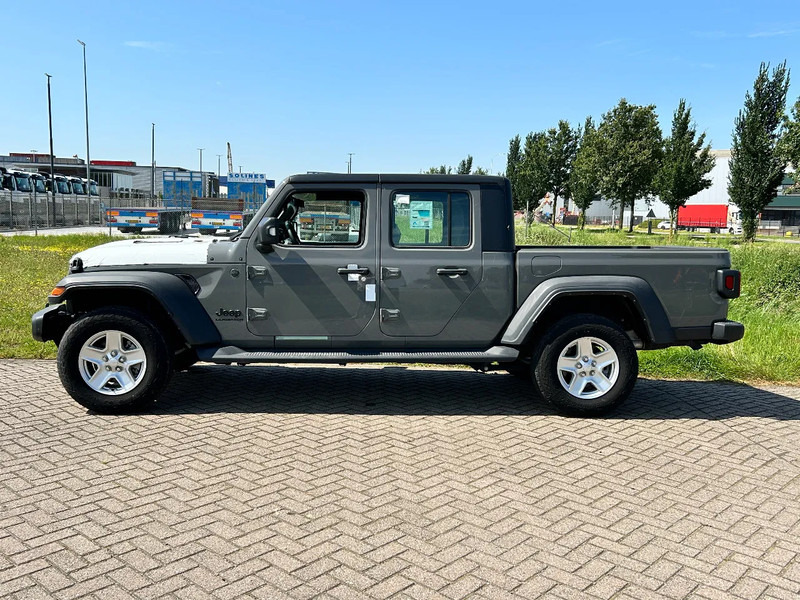 Jeep Gladiator PICK-UP 4x4 3.6L 24V VVT - 10 UNITS -T1 CUSTOM GOODS - Pick-up, Dodávka s dvojitou kabinou: obrázek 2 Jeep Gladiator PICK-UP 4x4 3.6L 24V VVT - 10 UNITS -T1 CUSTOM GOODS - Pick-up, Dodávka s dvojitou kabinou: obrázek 2