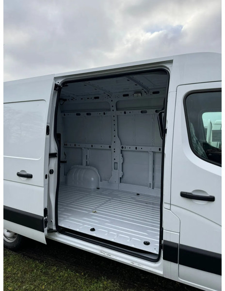 Renault Master L2H2 2.3D 140 HP - Euro 5 - NEW - 25 UNITS DIRECTLY AVAILABLE!!! - Furgon: obrázek 3 Renault Master L2H2 2.3D 140 HP - Euro 5 - NEW - 25 UNITS DIRECTLY AVAILABLE!!! - Furgon: obrázek 3